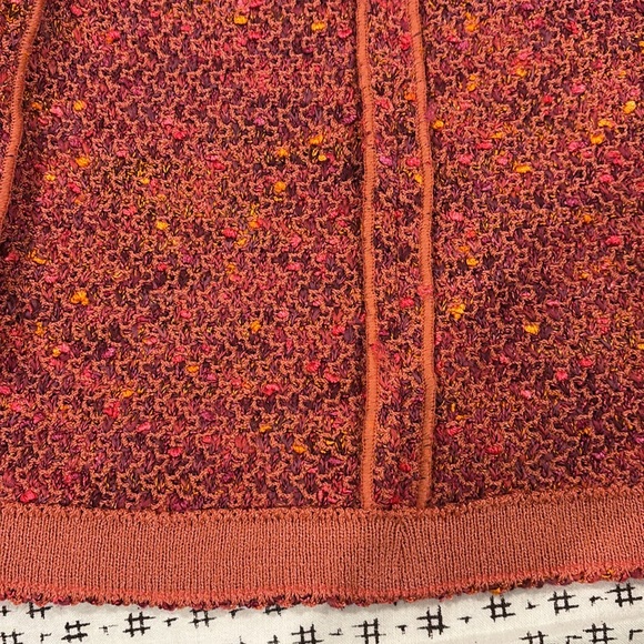 St. John Collection tweed jacket, peachy/pink with flecks, pockets, size 10 - Picture 6 of 10